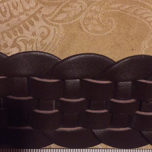 Belt -very unique & pretty! Smoke free! Gap size M - Picture 3 of 5